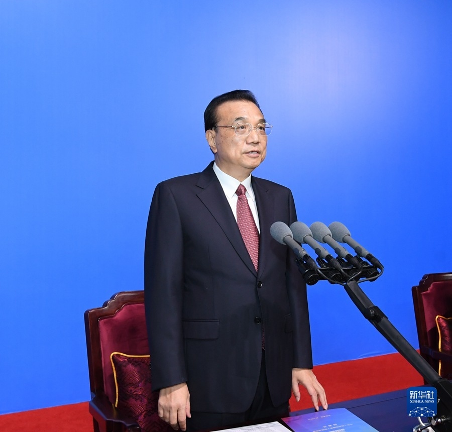 9月27日晚，中華人民共和國第十四屆運(yùn)動(dòng)會(huì)在陜西西安閉幕。中共中央政治局常委、國務(wù)院總理李克強(qiáng)出席閉幕式并宣布運(yùn)動(dòng)會(huì)閉幕。新華社記者 申宏 攝