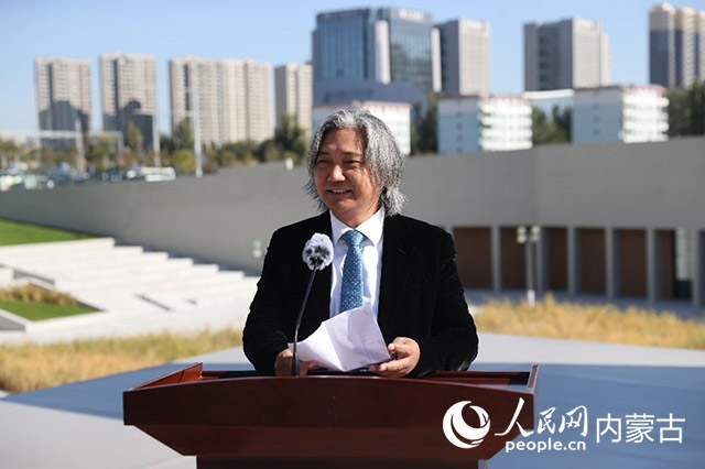 全國政協(xié)副秘書長、民盟中央專職副主席、中國美術(shù)館館長、中國城市雕塑家協(xié)會主席吳為山開幕致辭。王劭凱攝