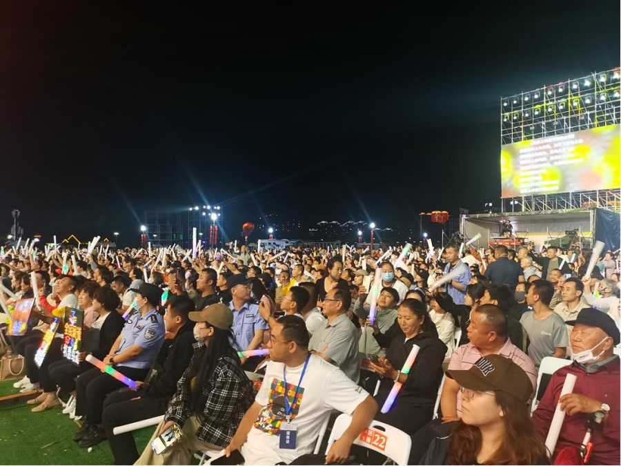 “如七而遇 相思烏?！边@場(chǎng)七夕主題音樂(lè)會(huì)甜出圈665.png