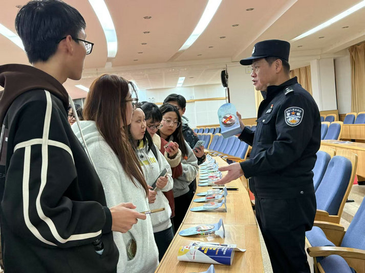 1742784649971743.jpg 學生.jpg