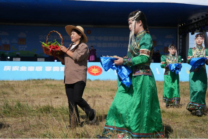 1758384125263139.jpg 豐收4.jpg