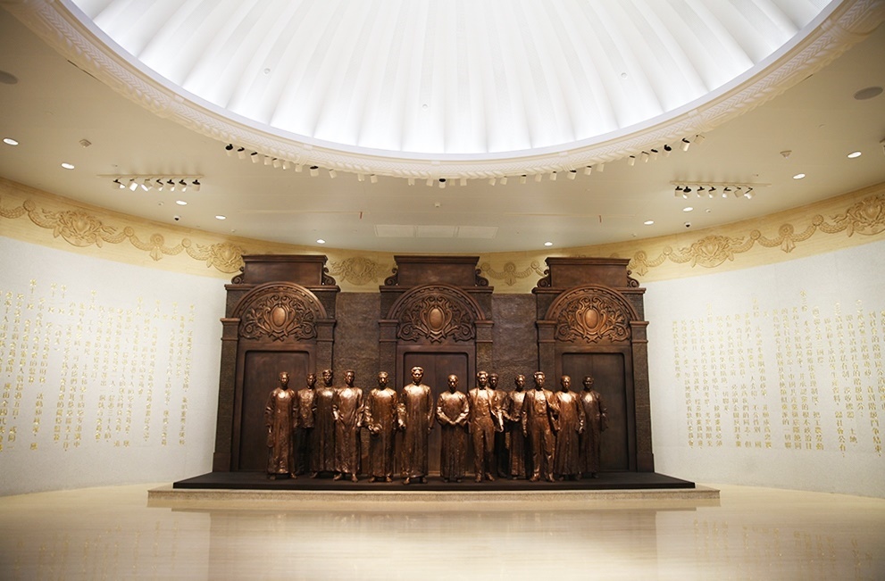 中共一大紀(jì)念館序廳。人民網(wǎng)記者 楊文全攝