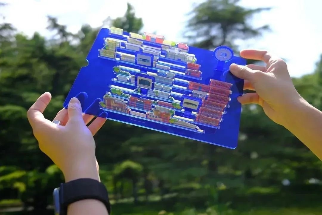 北京工業(yè)大學新版錄取通知書。校方供圖