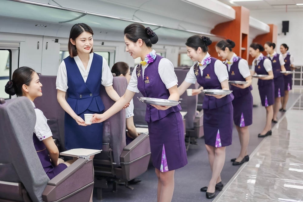 形象儀態(tài)塑造。