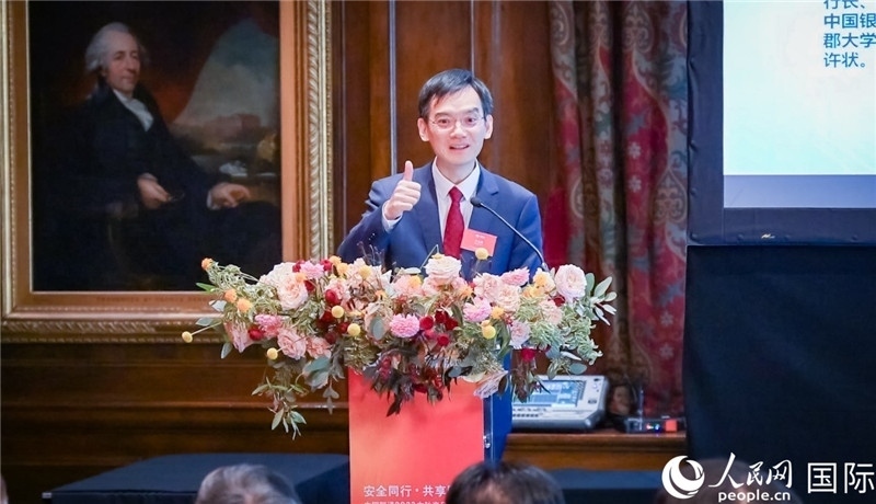 圖為方文建發(fā)言。人民網(wǎng) 郭錦標攝