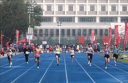 第59屆北京市中學(xué)生田徑運(yùn)動(dòng)會(huì)暨北京學(xué)生金奧運(yùn)動(dòng)隊(duì)田徑運(yùn)動(dòng)會(huì)。北京市教委供圖