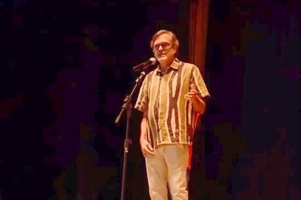 累西腓市政府代表、文化局長梅洛在活動(dòng)中致辭。中國駐累西腓總領(lǐng)館供圖