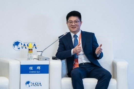 3月27日，猿輔導(dǎo)集團副總裁、人工智能研究院院長程群在分論壇上發(fā)言。新華社記者 曹夢瑤 攝