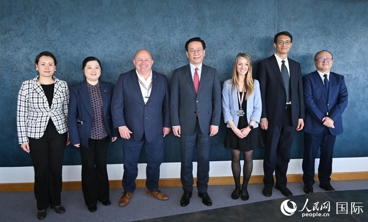 貴州省高校代表團一行赴倫敦城市大學訪問現(xiàn)場