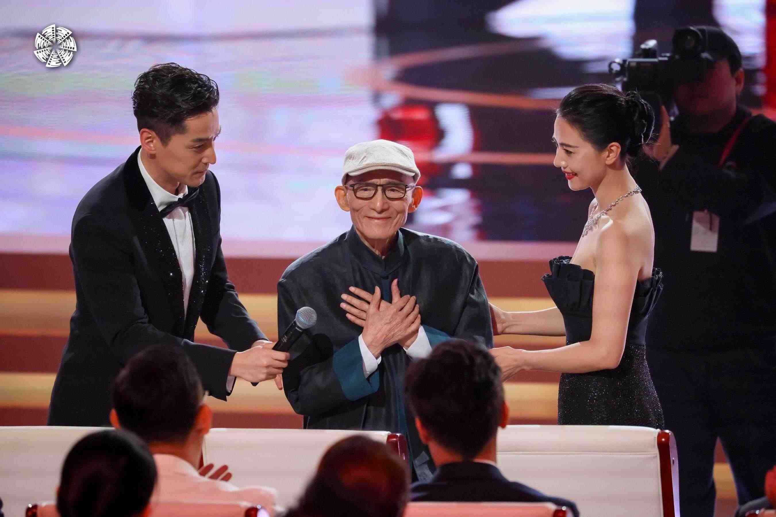 從左到右依次為演員胡歌，演員游本昌，演員高圓圓。主辦方供圖