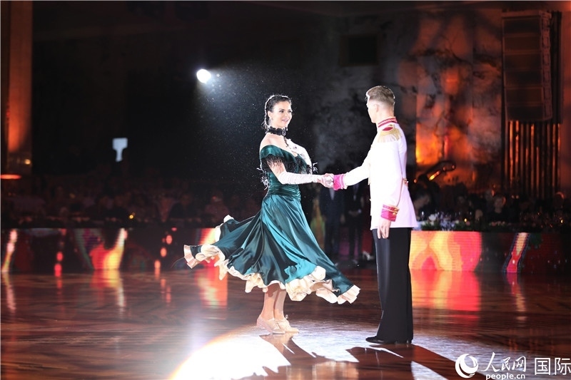 第五屆“克里姆林宮杯”國(guó)標(biāo)舞錦標(biāo)賽現(xiàn)場(chǎng)。于子恒攝