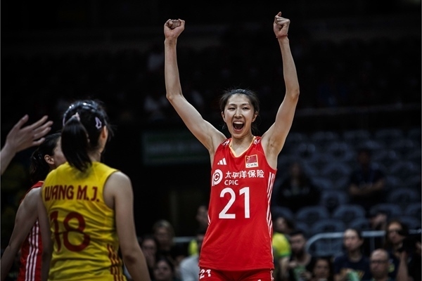 吳夢(mèng)潔慶祝得分。圖片來(lái)源：國(guó)際排聯(lián)