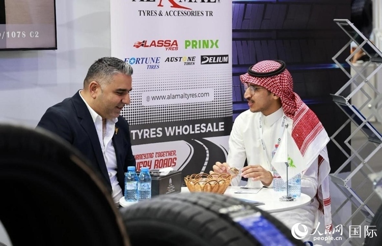 展會(huì)一景。人民網(wǎng)記者 管克江攝