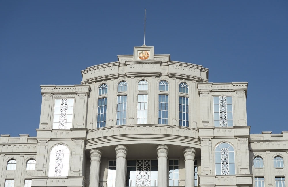 這是在杜尚別拍攝的塔吉克斯坦政府大樓。