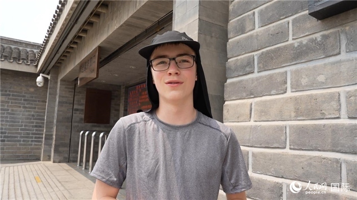 圖為德國(guó)籍游客埃里克·西伯特。人民網(wǎng)記者 吳超嵐攝