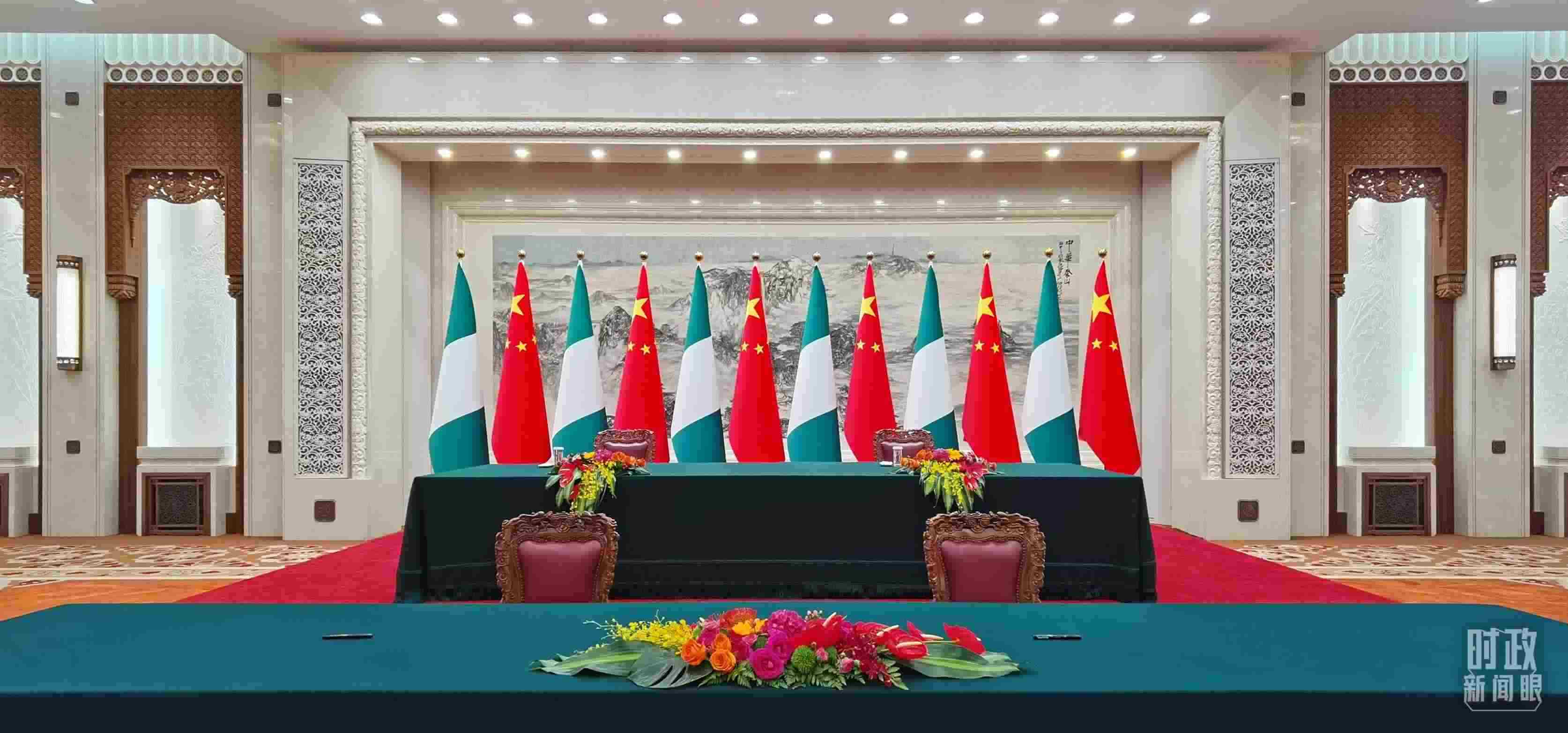  △中尼兩國元首在這里共同見證簽署多項雙邊合作文件，這是開始前的現(xiàn)場。（總臺央視記者郭鴻拍攝）