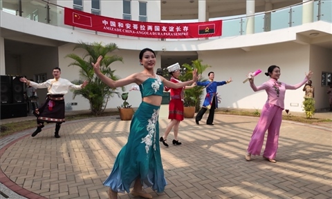 舞蹈《美麗中國》。內(nèi)圖大學孔子學院供圖