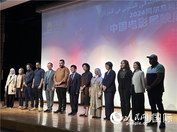 中阿兩國官員、電影行業(yè)從業(yè)者、媒體代表等出席開幕式 郝瑞敏攝