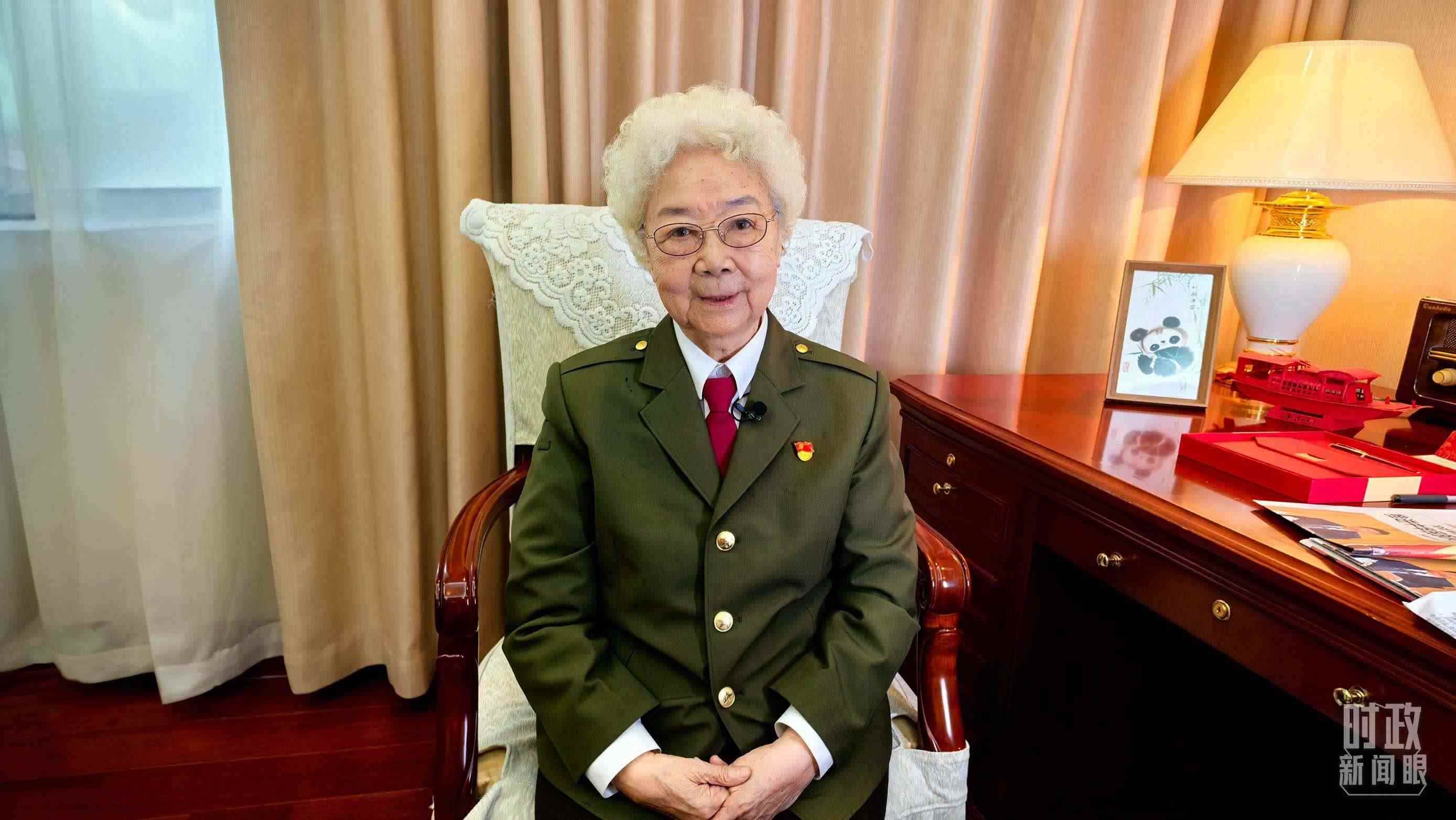 “人民藝術家”國家榮譽稱號獲得者田華。（總臺央視記者史偉拍攝）