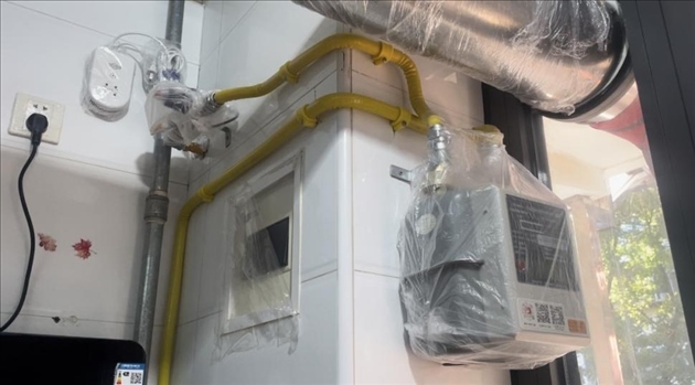 北京市石景山區(qū)高井路社區(qū)更換燃?xì)夤艿篮蟮木用窦?。人民網(wǎng) 劉佳欣攝