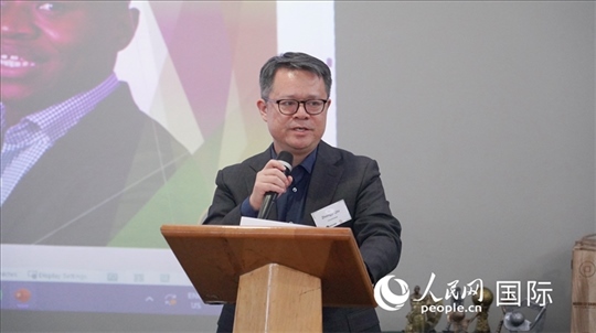 中國(guó)駐南非使館經(jīng)商處參贊邱忠義發(fā)言。 人民網(wǎng) 張茜攝