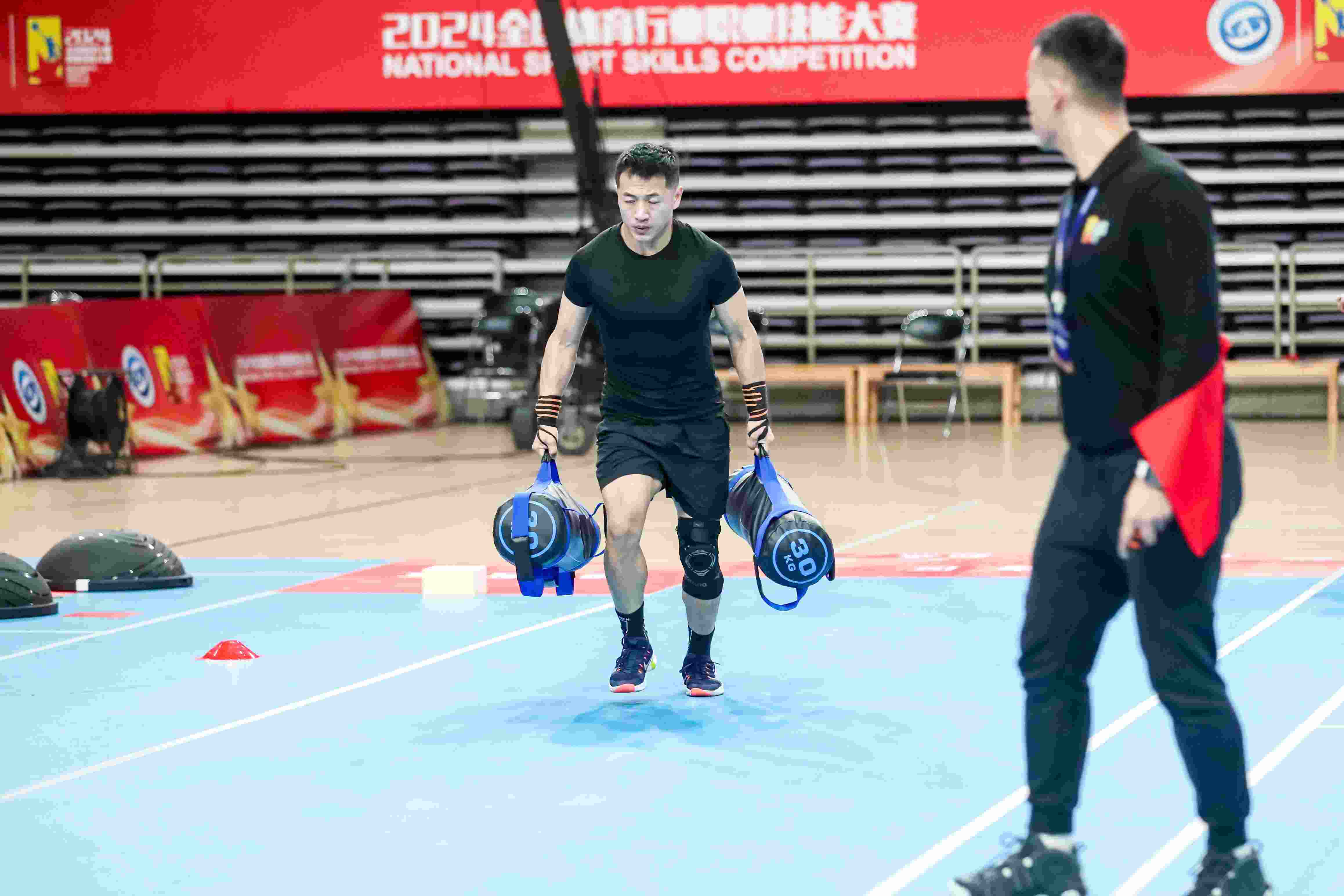 參賽選手在比賽中。 賽事主辦方供圖