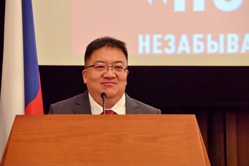 新華出版社社長匡樂成致辭。 主辦方供圖