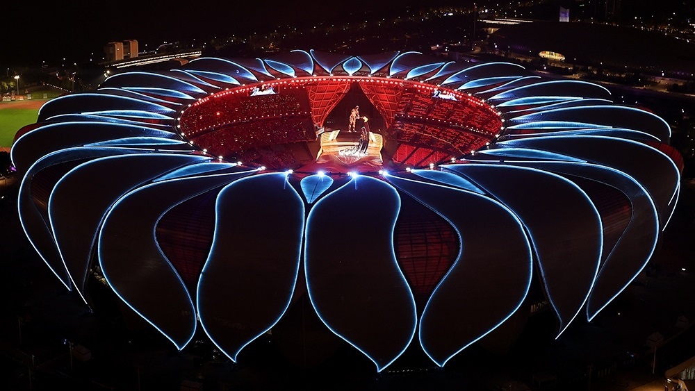 2023年9月23日，第19屆亞洲運動會開幕式上，最后一棒火炬手汪順和“數(shù)字火炬手”在開幕式上點燃主火炬。