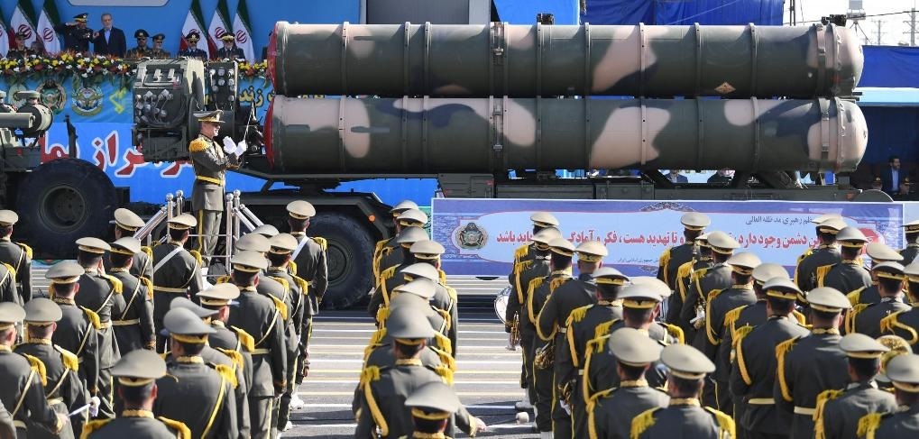 這是2024年9月21日在伊朗首都德黑蘭拍攝的閱兵式現(xiàn)場。新華社記者沙達提攝