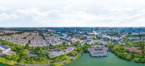 成都理工大學(xué)全景航拍圖。成都理工大學(xué)供圖