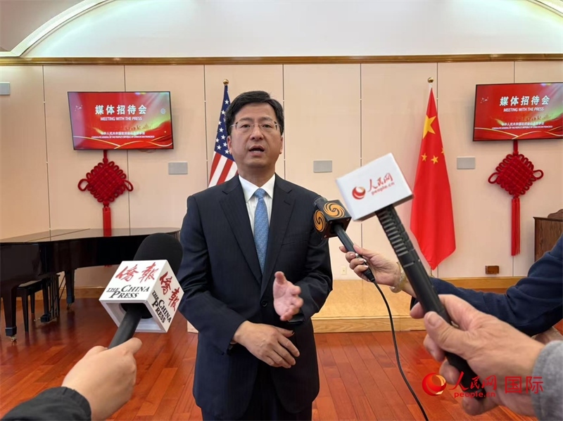 張建敏接受人民網(wǎng)等媒體記者采訪。人民網(wǎng) 鄧圩攝