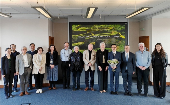 參加開幕式和學術交流活動的嘉賓合影。活動主辦方供圖