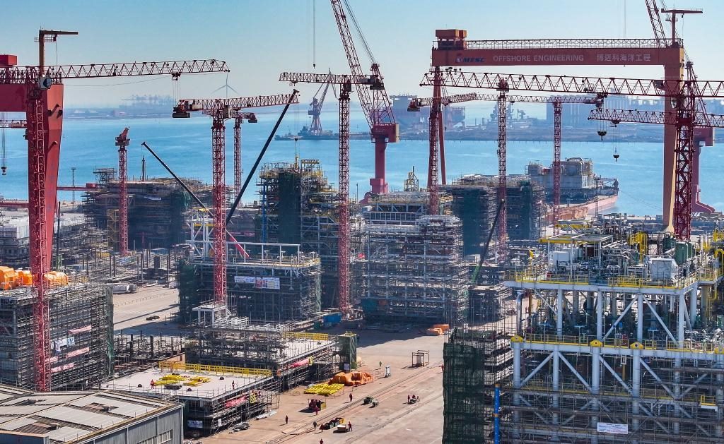 這是3月21日拍攝的天津博邁科海洋工程股份有限公司廠區(qū)一景（無人機(jī)照片）。新華社記者 趙子碩 攝