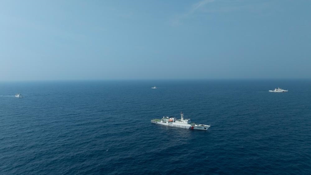 4月22日，中越海警艦艇編隊(duì)在北部灣海域開展聯(lián)合巡邏。（中國(guó)海警供圖）