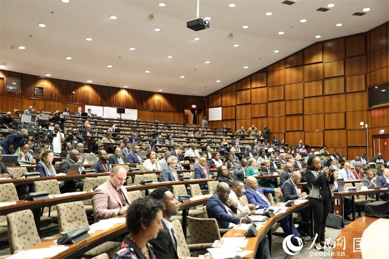 圖為對(duì)話會(huì)現(xiàn)場。人民網(wǎng)記者 戴楷然攝