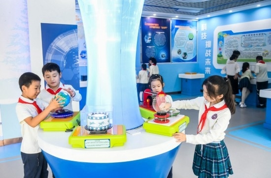重慶高新區(qū)科學(xué)課堂。